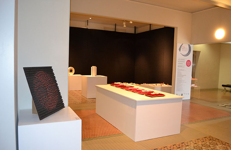 Exposición De La 17 Biennal De Ceràmica D’Esplugues Angelina Alós (2014) En Can Tinturé . Foto Isabel Vilaseca