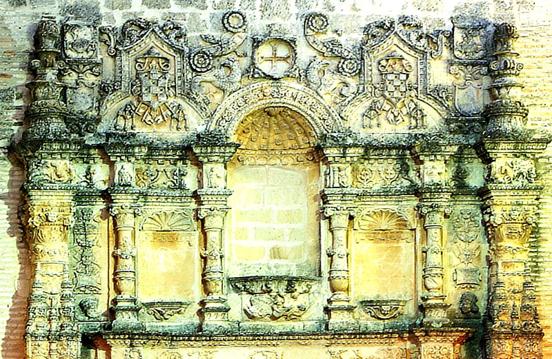 Portada Plateresca De La Parroquia De Ntra. Sra. De La Asunción. Hernán Ruiz I (1530).