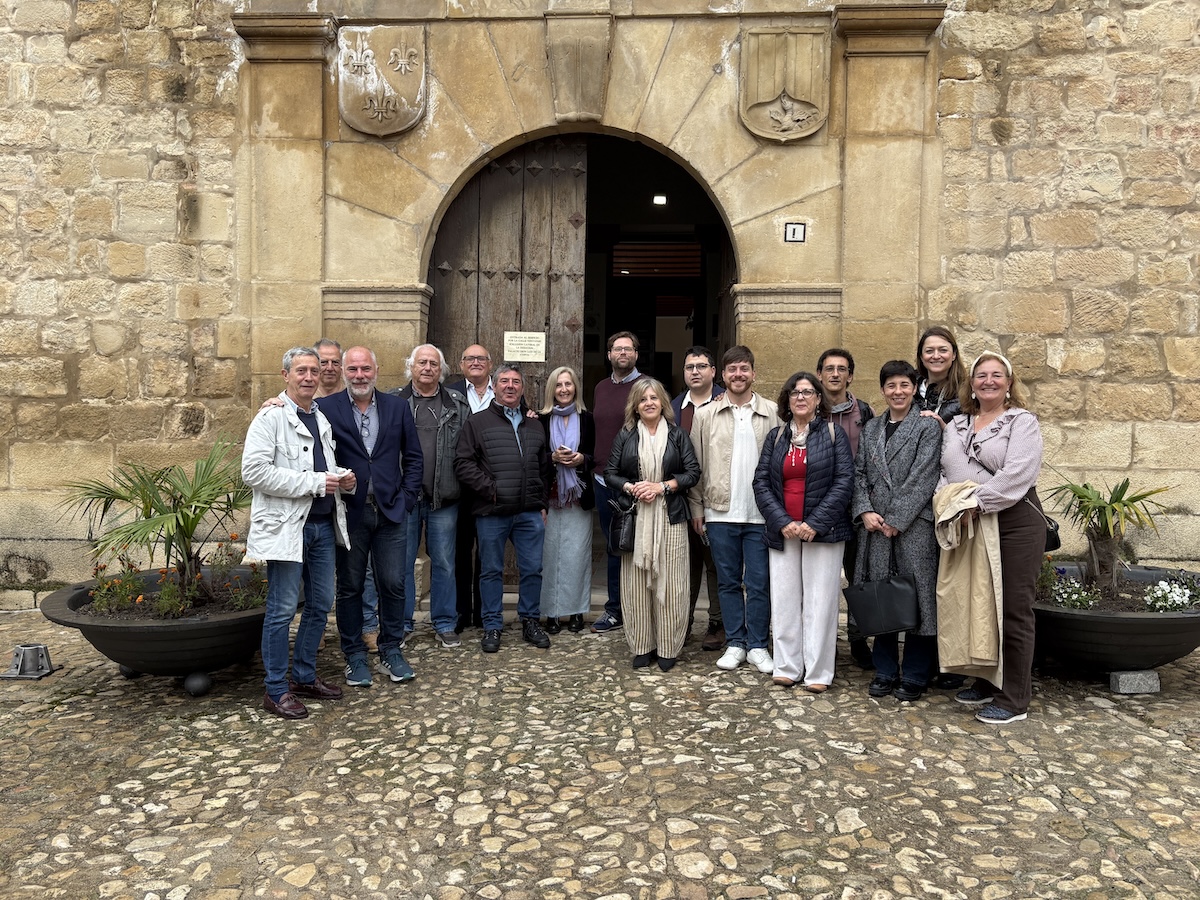 La AeCC Aprueba La Entrada De Diputaciones, Cabildos Y Consejos Insulares